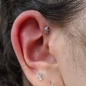 Bvla Triple Marquise Fan in White Gold